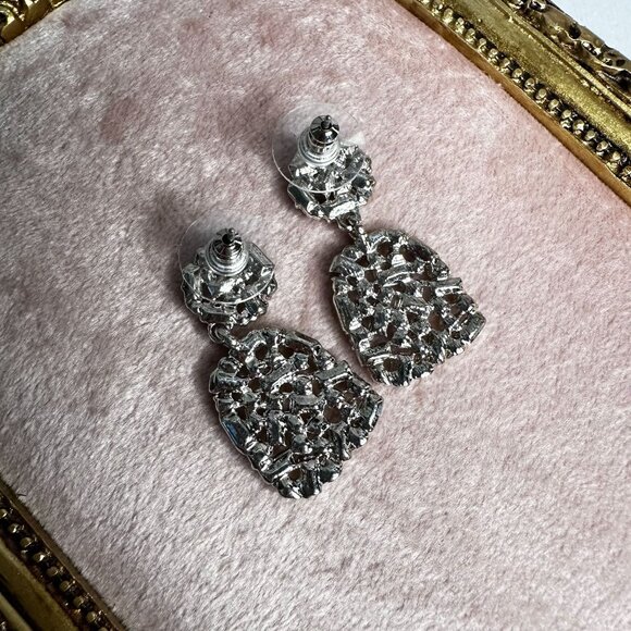Park Lane Jewelry Garland Silver-Tone Crystal Drop Earrings Sparkle Box Piece - Picture 5 of 6